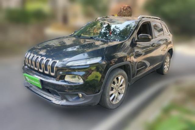 Used Jeep Cherokee 2014 2.4L Luxury Edition