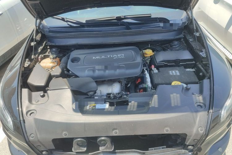 Used Jeep Cherokee 2014 2.4L Luxury Edition Engine Bay