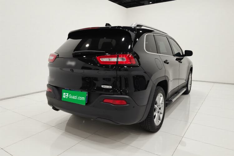 Used Jeep Cherokee 2014 2.4L Luxury Edition Exterior 5
