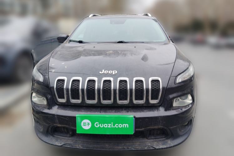Used Jeep Cherokee 2014 2.4L Luxury Edition Front