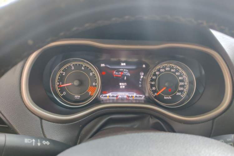 Used Jeep Cherokee 2014 2.4L Luxury Edition Instrument Cluster