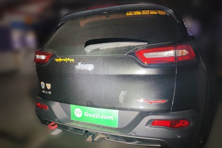Used Jeep Cherokee 2014 2.4L Urban Edition Rear