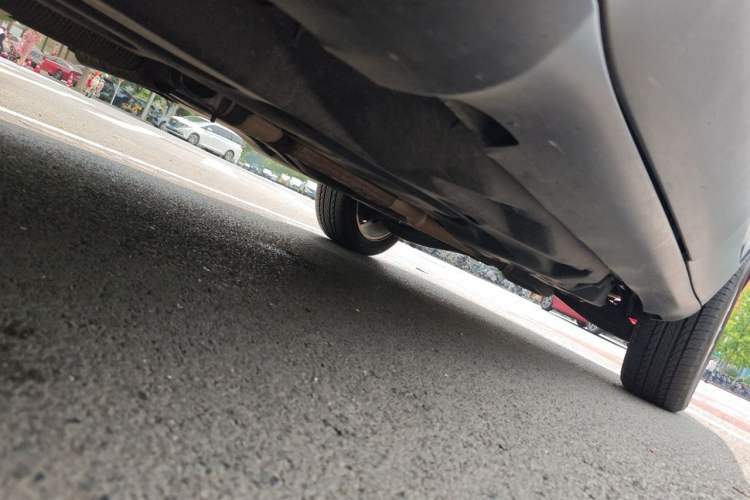 Used Jeep Cherokee 2014 2.4L Elite Edition Chassis Front Left
