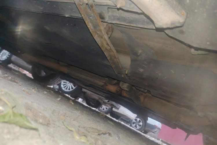 Used Jeep Cherokee 2014 2.4L Urban Edition Chassis Front Right