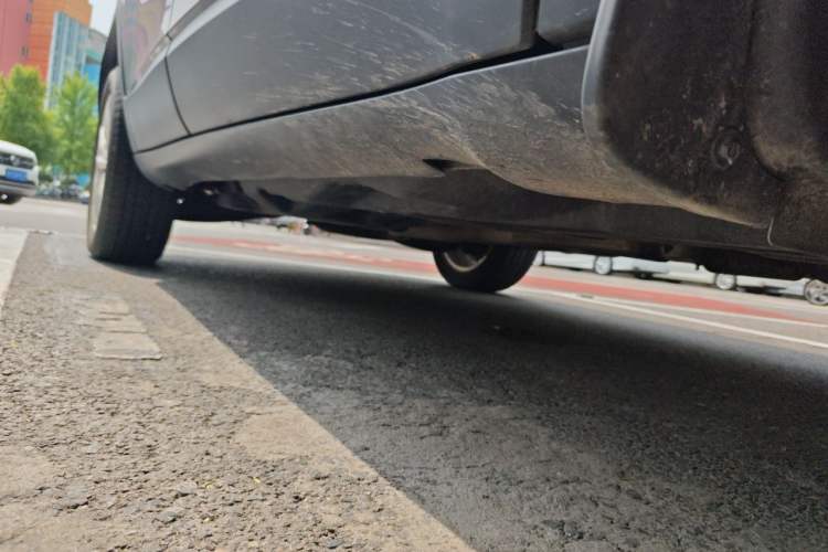 Used Jeep Cherokee 2014 2.4L Elite Edition Chassis Front Right