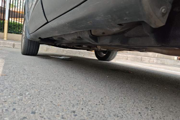 Used Jeep Cherokee 2014 2.4L Elite Edition Chassis Rear Left