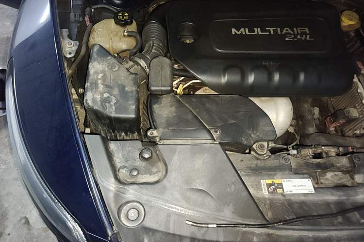 Used Jeep Cherokee 2014 2.4L Luxury Edition Engine Bay Right