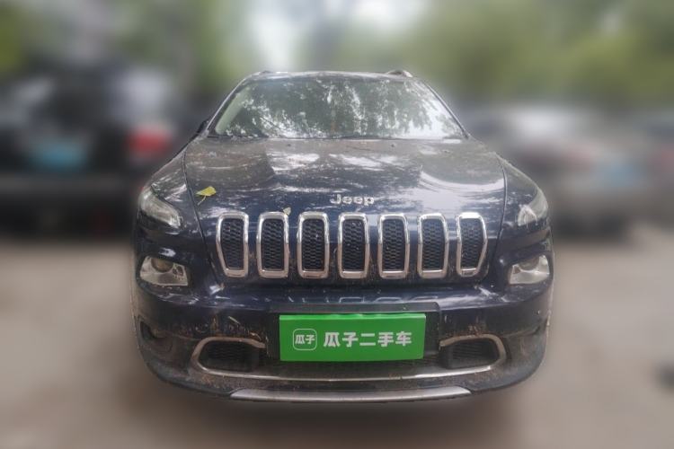 Used Jeep Cherokee 2014 2.4L Urban Edition Front