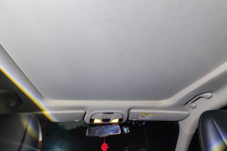 Used Jeep Cherokee 2014 2.4L Luxury Edition Headliner