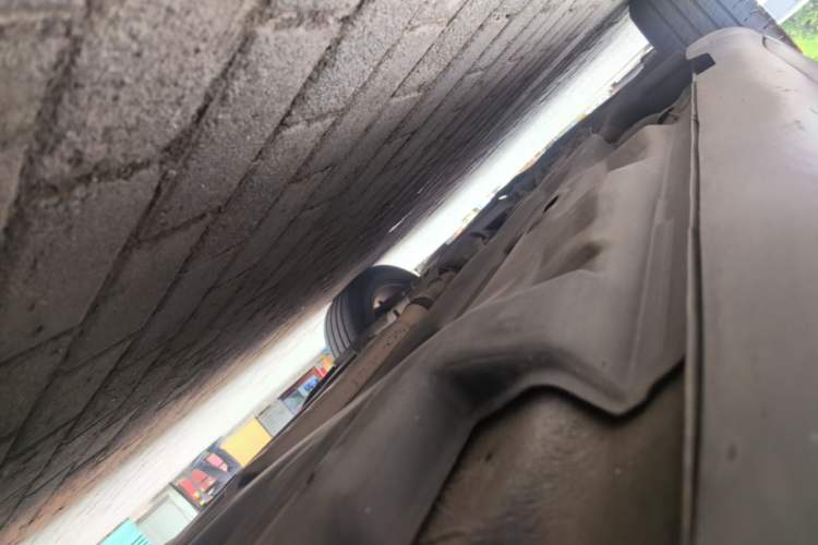 Used Jeep Cherokee 2014 2.4L Urban Edition Left Side Sill