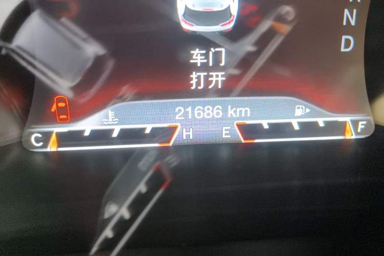 Used Jeep Cherokee 2014 2.4L High-Performance Version Odometer Close Up