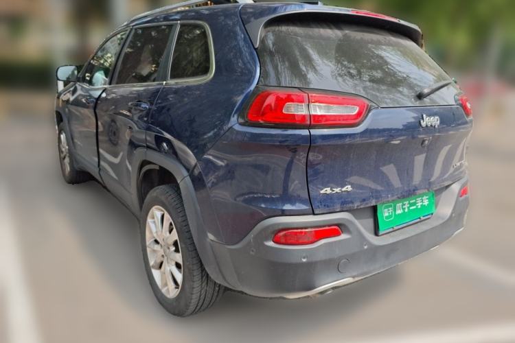 Used Jeep Cherokee 2014 2.4L Elite Edition Rear Left 45 Deg