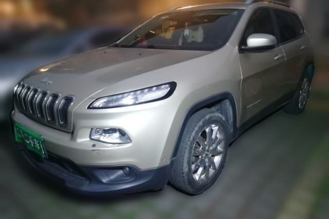 Used Jeep Cherokee 2014 2.4L Luxury Edition
