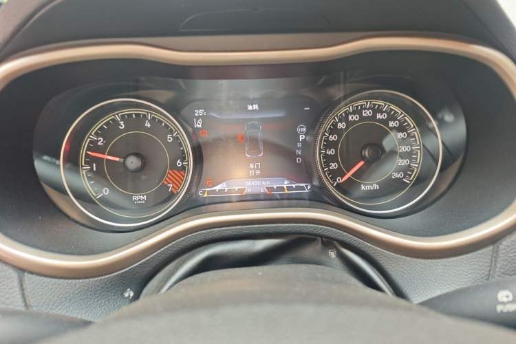 Used Jeep Cherokee 2014 2.4L Luxury Edition Instrument Cluster