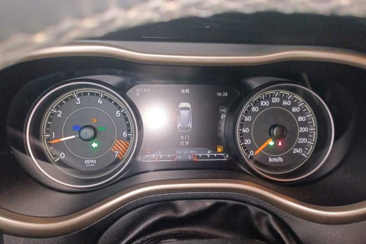 Used Jeep Cherokee 2014 2.4L Urban Edition Instrument Cluster