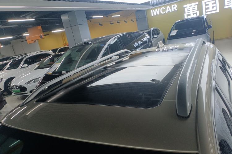 Used Jeep Cherokee 2014 2.4L Urban Edition Roof