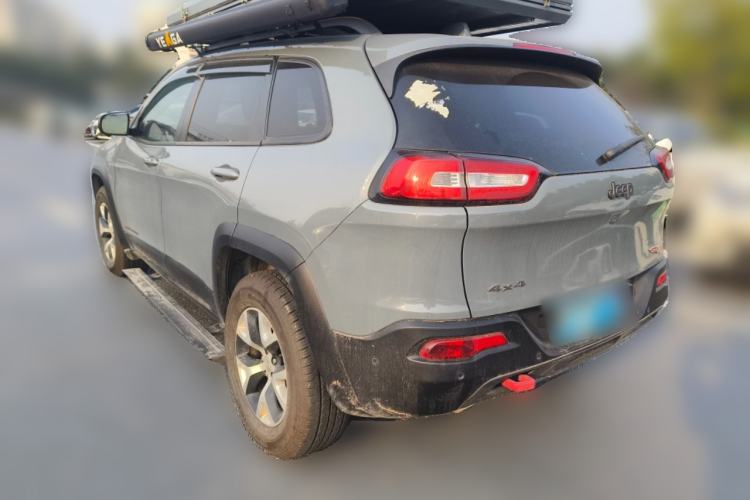 Used Jeep Cherokee 2014 3.2L High-Performance Version Exterior 3