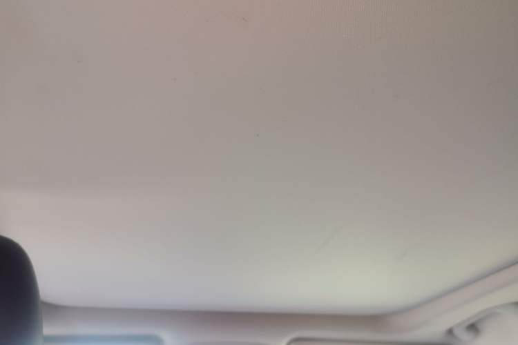 Used Jeep Cherokee 2014 3.2L High-Performance Version Headliner