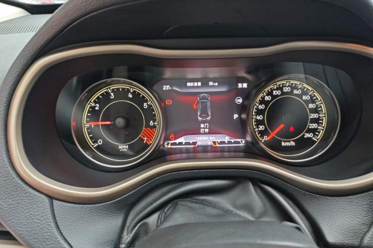 Used Jeep Cherokee 2014 2.4L Luxury Edition Instrument Cluster