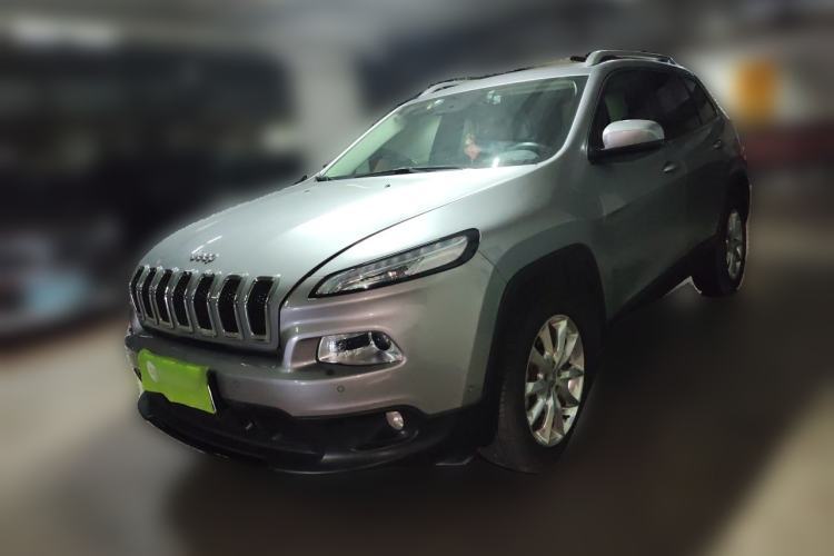 Used Jeep Cherokee 2014 2.4L Luxury Edition Guazi used car, China used car export, Used car for sale, Used  cars, Cheapest cars for sale