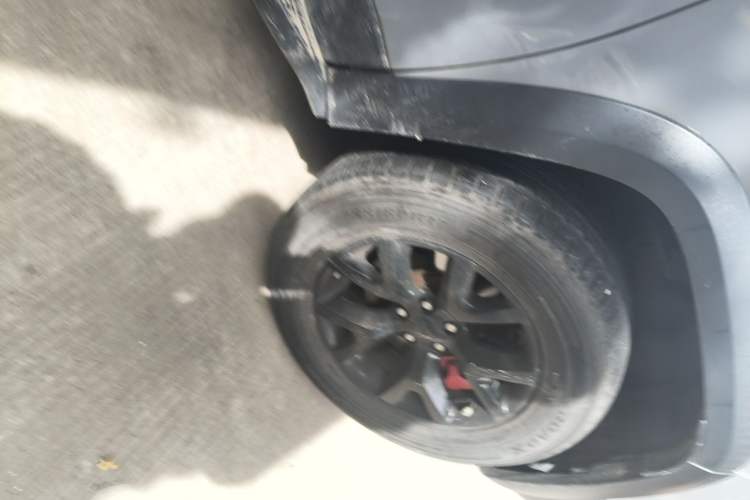 Used Jeep Cherokee 2014 2.4L High-Performance Version Right Front Wheel Hub