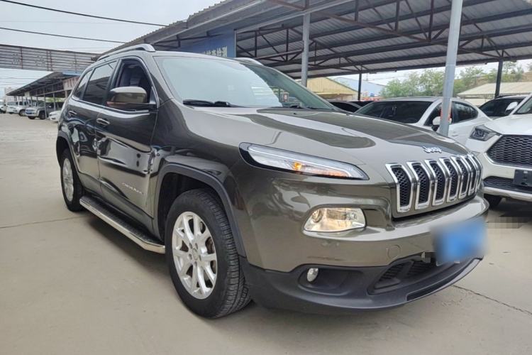 Used Jeep Cherokee 2014 2.4L Urban Edition Exterior 1