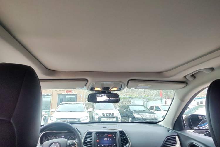 Used Jeep Cherokee 2014 2.4L Urban Edition Headliner