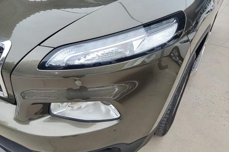 Used Jeep Cherokee 2014 2.4L Urban Edition Left Front Headlight