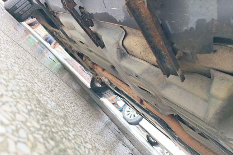 Used Jeep Cherokee 2014 2.4L Urban Edition Chassis Rear Left