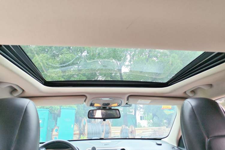 Used Jeep Cherokee 2014 2.4L Urban Edition Headliner