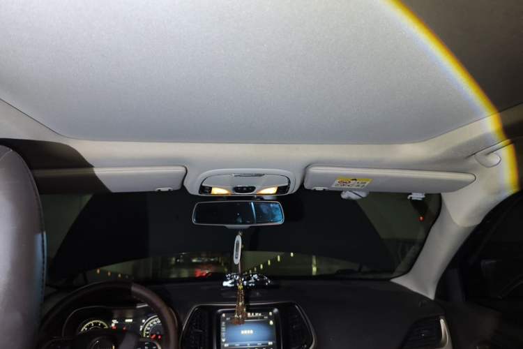 Used Jeep Cherokee 2014 2.4L High-Performance Version Headliner
