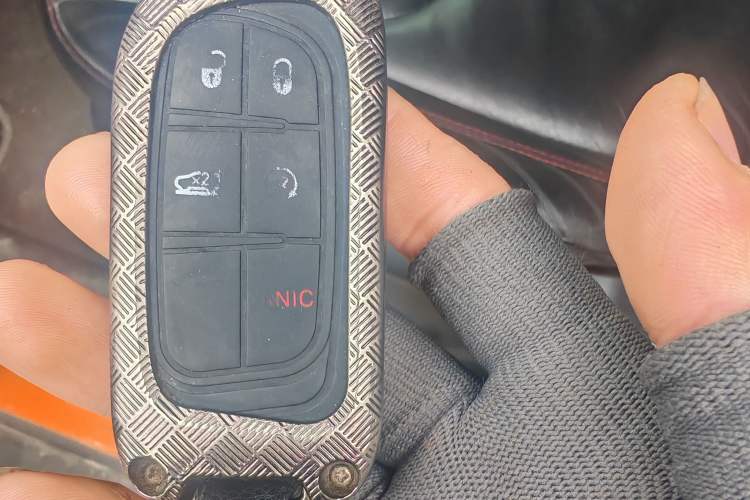Used Jeep Cherokee 2014 3.2L High-Performance Version Vehicle Key