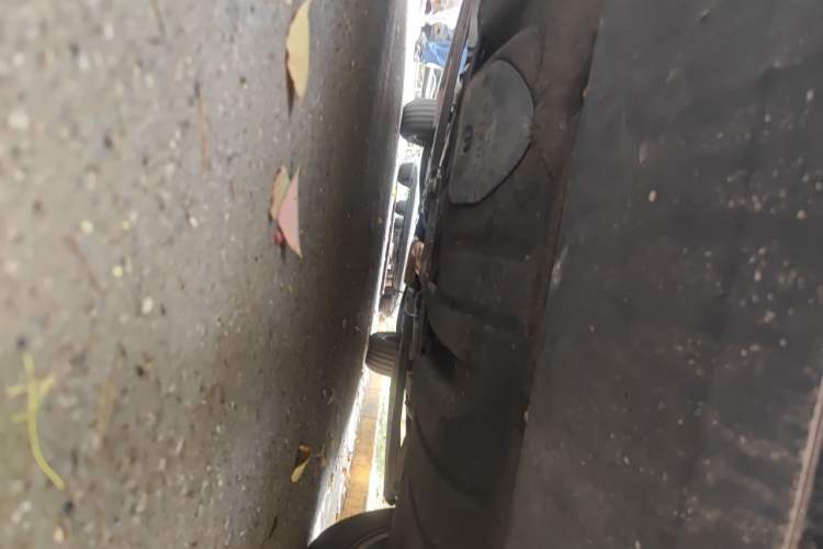 Used Jeep Cherokee 2014 2.4L Luxury Edition Chassis Front