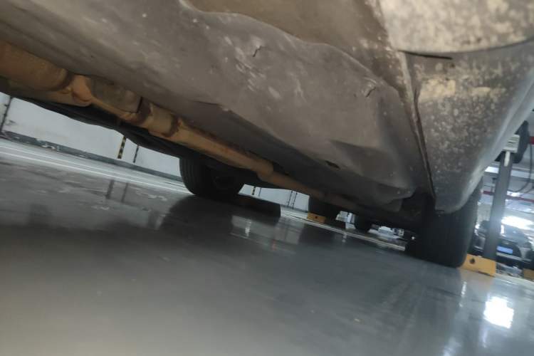 Used Jeep Cherokee 2014 2.4L Luxury Edition Chassis Front Left