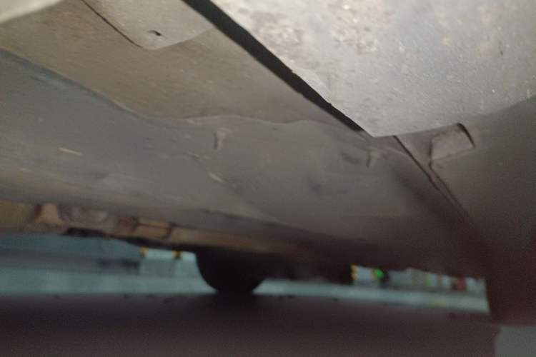 Used Jeep Cherokee 2014 2.4L Urban Edition Chassis Front Left