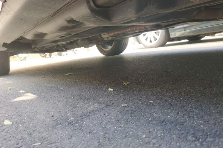Used Jeep Cherokee 2014 2.4L Luxury Edition Chassis Rear Left