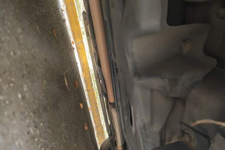 Used Jeep Cherokee 2014 2.4L Luxury Edition Chassis Rear Right