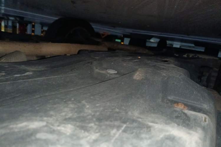 Used Jeep Cherokee 2014 2.4L Luxury Edition Chassis Rear Right