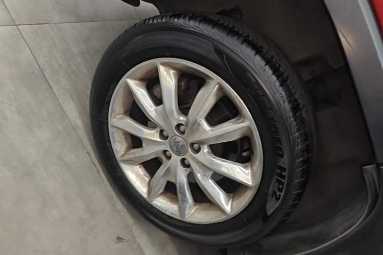 Used Jeep Cherokee 2014 2.4L Luxury Edition Exterior 5