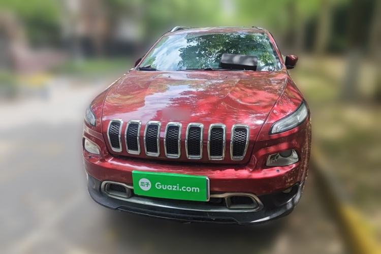 Used Jeep Cherokee 2014 2.4L Luxury Edition Front