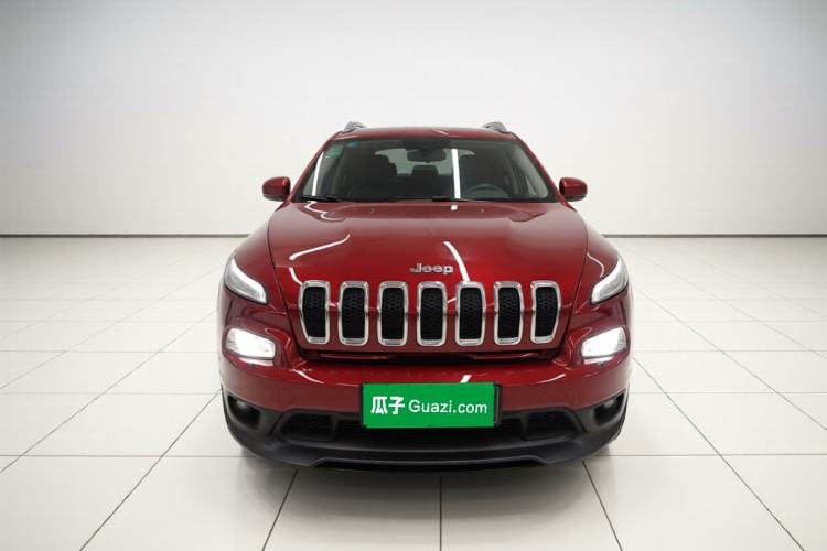 Used Jeep Cherokee 2014 2.4L Luxury Edition Front