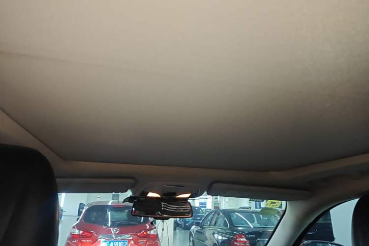 Used Jeep Cherokee 2014 2.4L Luxury Edition Headliner
