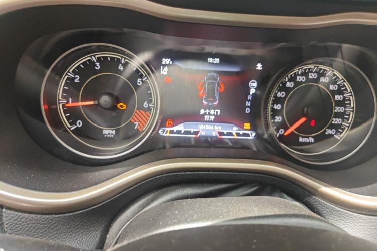 Used Jeep Cherokee 2014 2.4L Luxury Edition Instrument Cluster