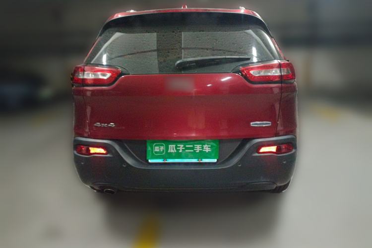 Used Jeep Cherokee 2014 2.4L Urban Edition Rear