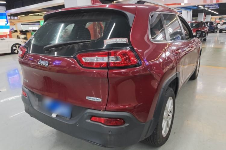 Used Jeep Cherokee 2014 2.4L Urban Edition Rear Right 45 Deg