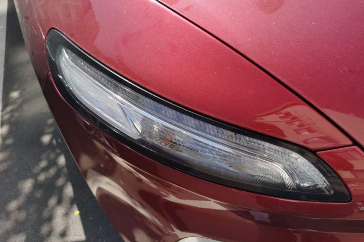 Used Jeep Cherokee 2014 2.4L Luxury Edition Right Front Headlight