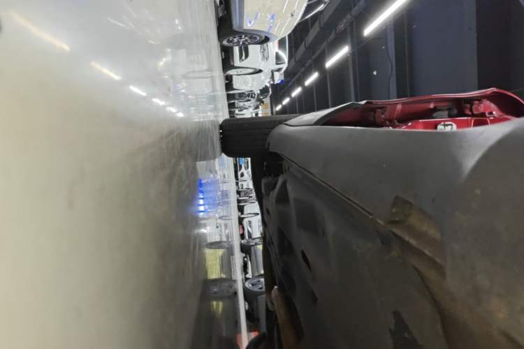 Used Jeep Cherokee 2014 2.4L Urban Edition Right Side Sill