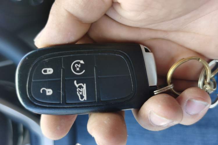 Used Jeep Cherokee 2014 2.4L Luxury Edition Vehicle Key