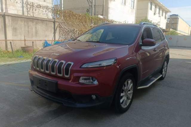 Used Jeep Cherokee 2014 2.4L Luxury Edition