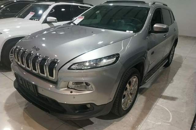 Used Jeep Cherokee 2014 2.4L Luxury Edition